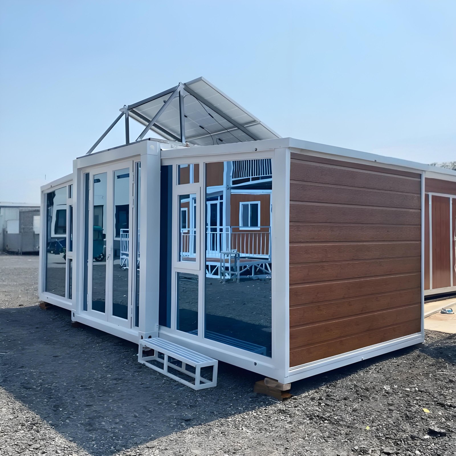 📦 Bővíthető konténerház 3