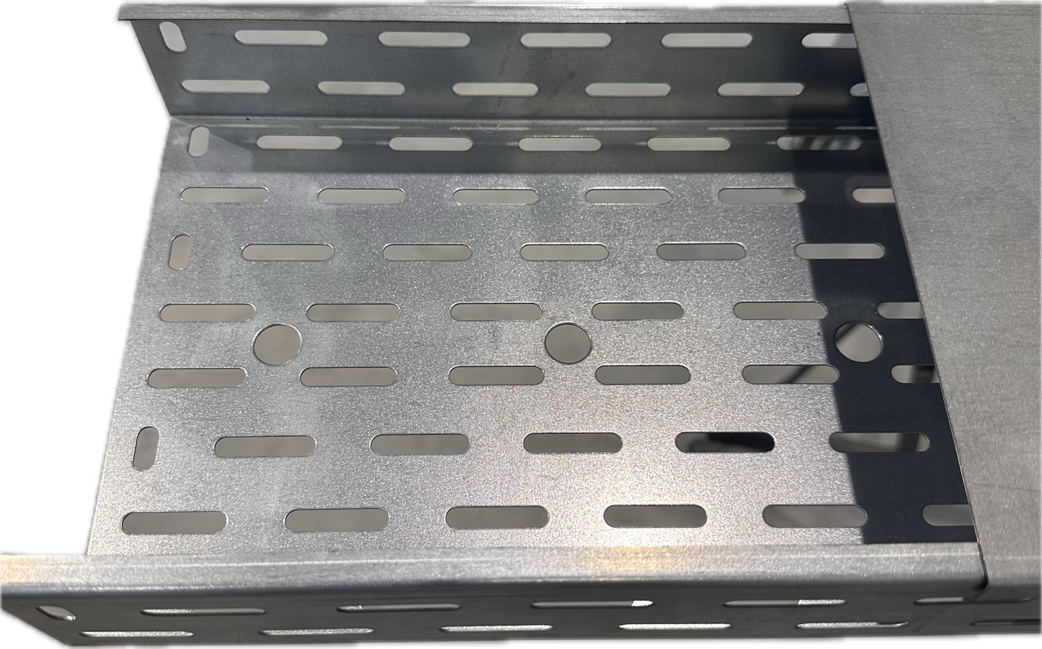 Kábel tálca – káblový žľab és kiegészítők